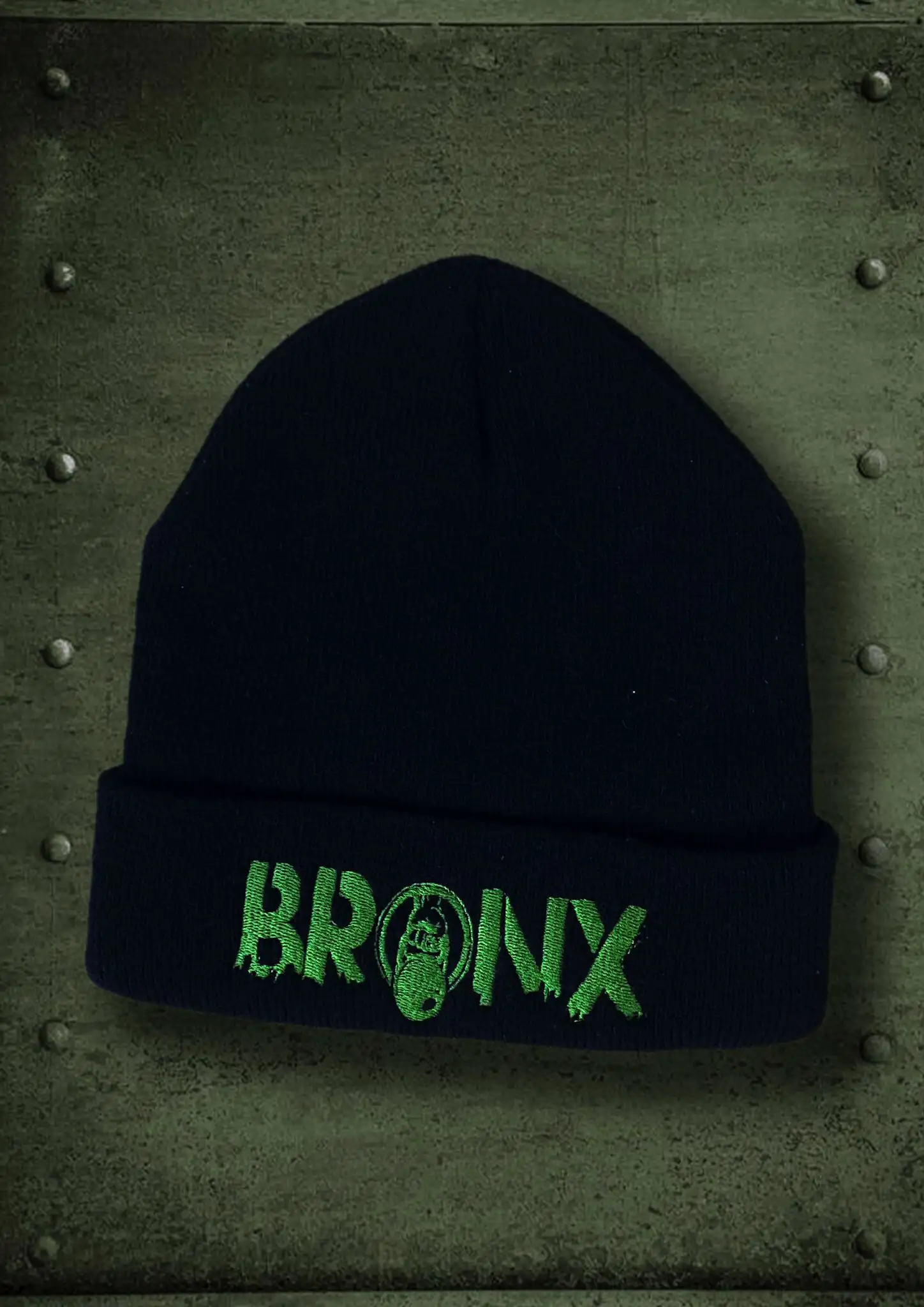 Gorro de lana negro bordado con el logo Bronx en hilo verde